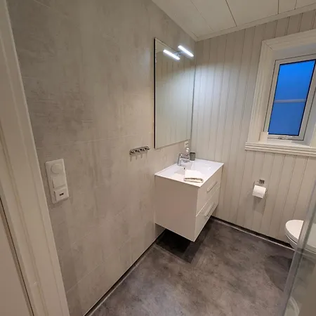 Astabrygga - Lofoten Jacuzzi Σπίτι διακοπών Moskenes