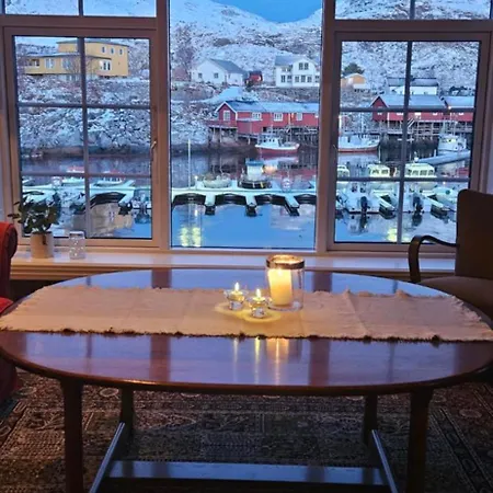 Holiday home Astabrygga - Lofoten Jacuzzi *