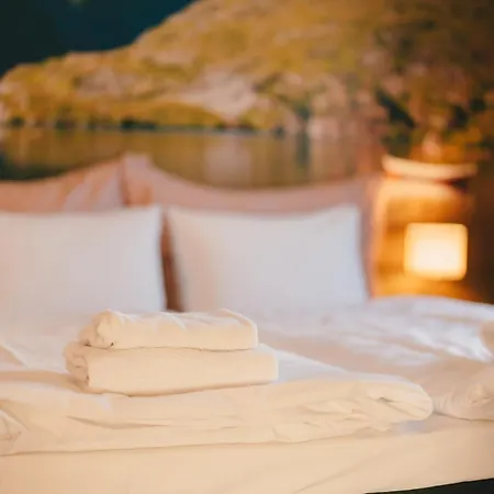 Astabrygga - Lofoten Jacuzzi Σπίτι διακοπών