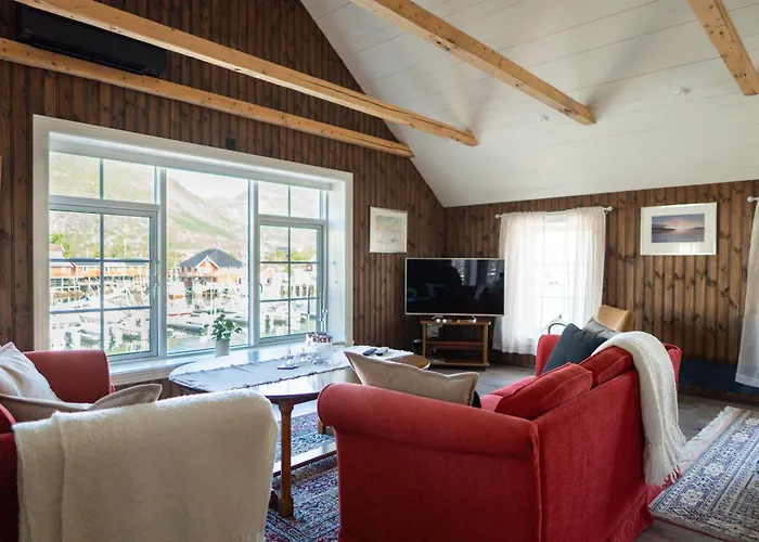 Astabrygga - Lofoten Jacuzzi Semesterbostad Moskenes